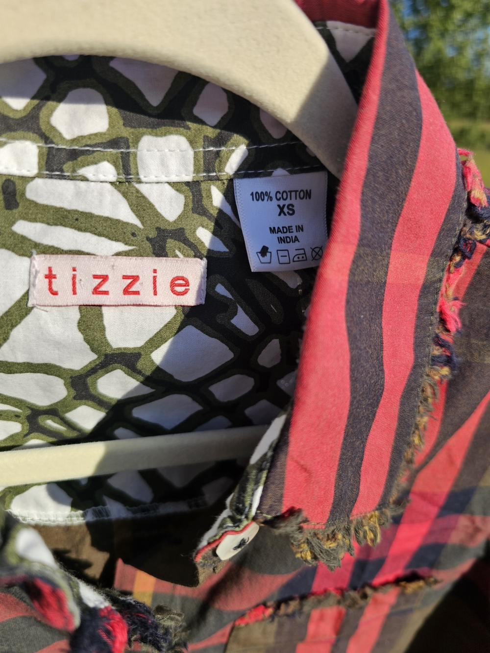 Tizzie Women's Pink & Brown Plaid Button-Up Shirt Size [XS] - Picture 3 of 6